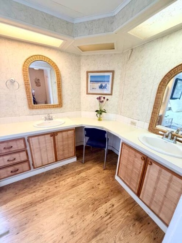 10057 Mission Hills Ct., North Fort Myers, Florida 33903, 2 Bedrooms Bedrooms, ,2 BathroomsBathrooms,Mobile/manufactured,For Sale,Mission Hills Ct.,11833269