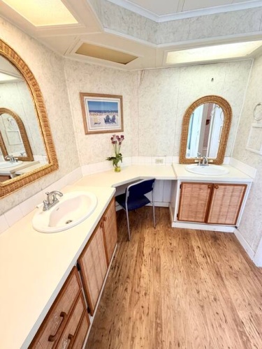 10057 Mission Hills Ct., North Fort Myers, Florida 33903, 2 Bedrooms Bedrooms, ,2 BathroomsBathrooms,Mobile/manufactured,For Sale,Mission Hills Ct.,11833269