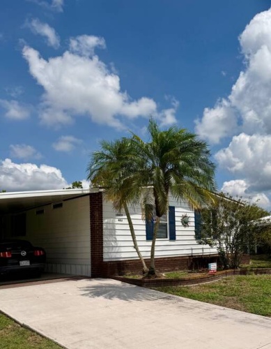 10057 Mission Hills Ct., North Fort Myers, Florida 33903, 2 Bedrooms Bedrooms, ,2 BathroomsBathrooms,Mobile/manufactured,For Sale,Mission Hills Ct.,11833269