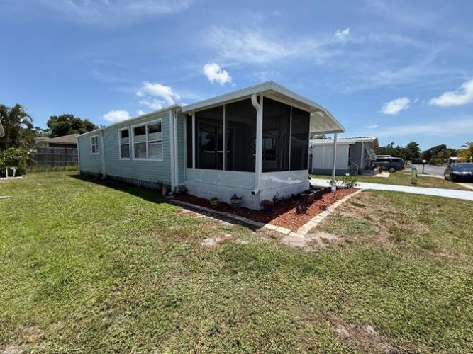 2922 Saralake Dr S., Sarasota, Florida 34239, 2 Bedrooms Bedrooms, ,2 BathroomsBathrooms,Mobile/manufactured,For Sale,Saralake Dr S.,11842238