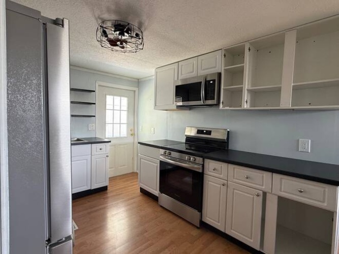2922 Saralake Dr S., Sarasota, Florida 34239, 2 Bedrooms Bedrooms, ,2 BathroomsBathrooms,Mobile/manufactured,For Sale,Saralake Dr S.,11842238