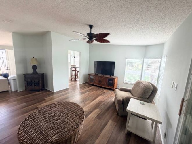 10855 Moss Creek Ct., North Fort Myers, Florida 33903, 2 Bedrooms Bedrooms, ,2 BathroomsBathrooms,Mobile/manufactured,For Sale,Moss Creek Ct.,11848644