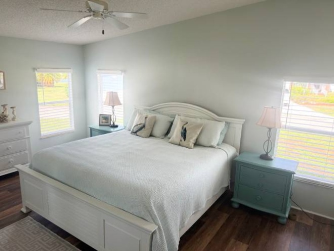 10855 Moss Creek Ct., North Fort Myers, Florida 33903, 2 Bedrooms Bedrooms, ,2 BathroomsBathrooms,Mobile/manufactured,For Sale,Moss Creek Ct.,11848644