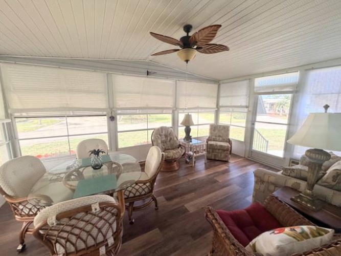 10855 Moss Creek Ct., North Fort Myers, Florida 33903, 2 Bedrooms Bedrooms, ,2 BathroomsBathrooms,Mobile/manufactured,For Sale,Moss Creek Ct.,11848644