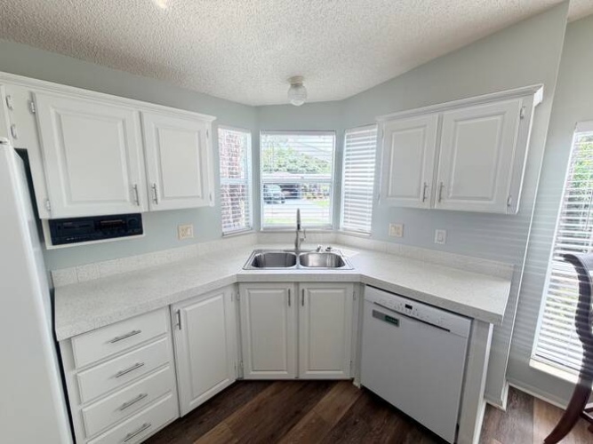 10855 Moss Creek Ct., North Fort Myers, Florida 33903, 2 Bedrooms Bedrooms, ,2 BathroomsBathrooms,Mobile/manufactured,For Sale,Moss Creek Ct.,11848644