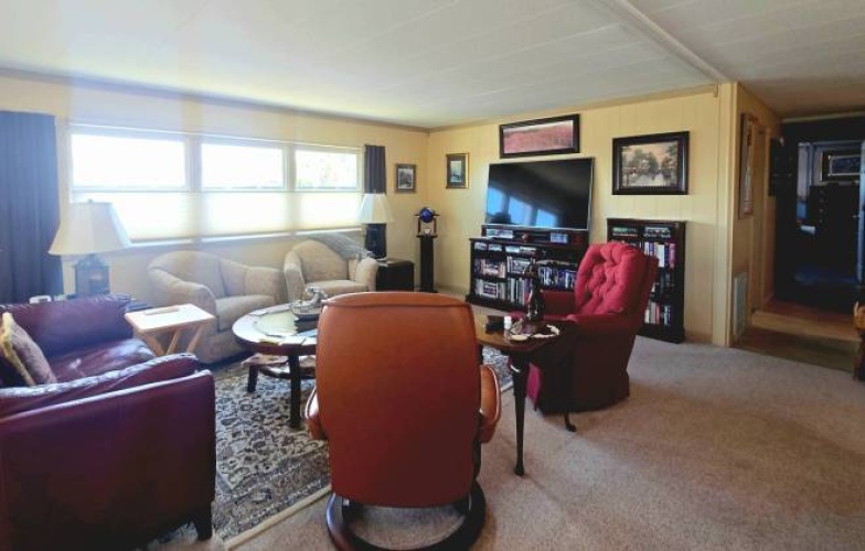 356 Spanish Lakes Dr, Nokomis, Florida 34275, 2 Bedrooms Bedrooms, ,2 BathroomsBathrooms,Mobile/manufactured,For Sale,Spanish Lakes Dr,11850480