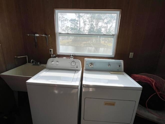 19316 Cedar Crest Ct., North Fort Myers, Florida 33903, 2 Bedrooms Bedrooms, ,2 BathroomsBathrooms,Mobile/manufactured,For Sale,Cedar Crest Ct.,11618408