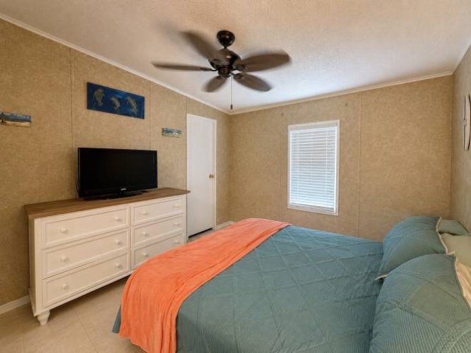6235 Colfield Cir, Sarasota, Florida 34241, 2 Bedrooms Bedrooms, ,2 BathroomsBathrooms,Mobile/manufactured,For Sale,Colfield Cir,11863492