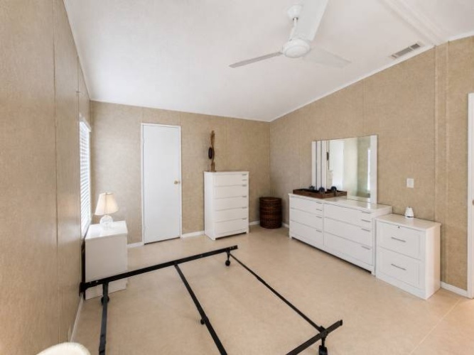6235 Colfield Cir, Sarasota, Florida 34241, 2 Bedrooms Bedrooms, ,2 BathroomsBathrooms,Mobile/manufactured,For Sale,Colfield Cir,11863492