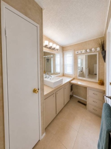 6235 Colfield Cir, Sarasota, Florida 34241, 2 Bedrooms Bedrooms, ,2 BathroomsBathrooms,Mobile/manufactured,For Sale,Colfield Cir,11863492