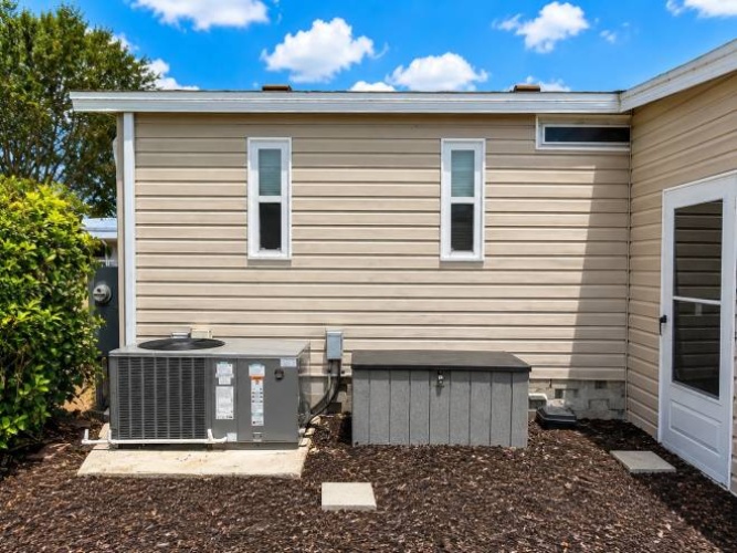 6235 Colfield Cir, Sarasota, Florida 34241, 2 Bedrooms Bedrooms, ,2 BathroomsBathrooms,Mobile/manufactured,For Sale,Colfield Cir,11863492