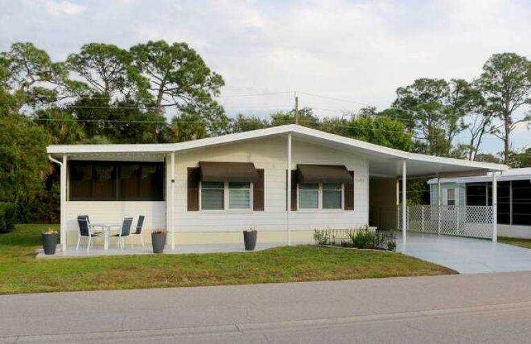 5453 Seven Oaks Dr, Sarasota, Florida 34241, 2 Bedrooms Bedrooms, ,2 BathroomsBathrooms,Mobile/manufactured,For Sale,Seven Oaks Dr,11621344