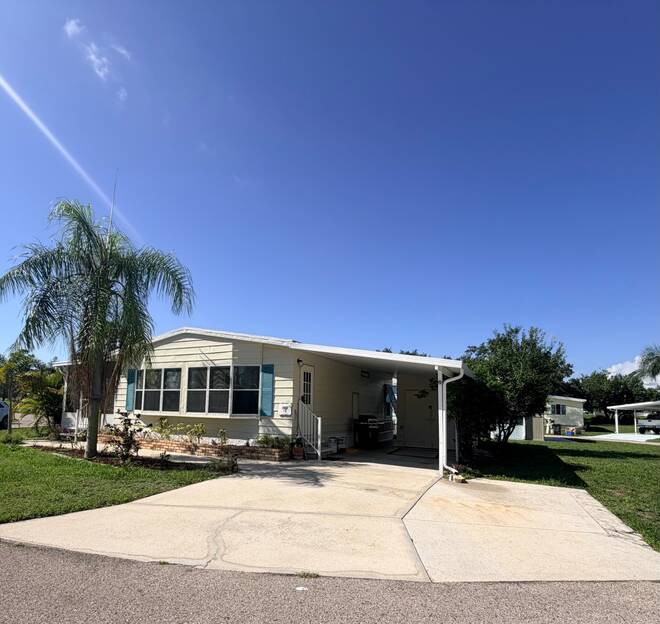 10010 Bay Hill Ct., North Fort Myers, Florida 33903, 2 Bedrooms Bedrooms, ,1 BathroomBathrooms,Mobile/manufactured,For Sale,Bay Hill Ct.,11873074