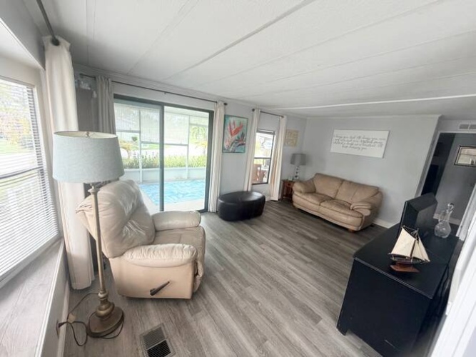 10010 Bay Hill Ct., North Fort Myers, Florida 33903, 2 Bedrooms Bedrooms, ,1 BathroomBathrooms,Mobile/manufactured,For Sale,Bay Hill Ct.,11873074