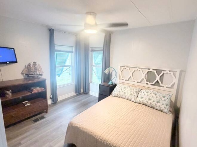 10010 Bay Hill Ct., North Fort Myers, Florida 33903, 2 Bedrooms Bedrooms, ,1 BathroomBathrooms,Mobile/manufactured,For Sale,Bay Hill Ct.,11873074
