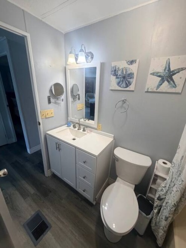 10010 Bay Hill Ct., North Fort Myers, Florida 33903, 2 Bedrooms Bedrooms, ,1 BathroomBathrooms,Mobile/manufactured,For Sale,Bay Hill Ct.,11873074
