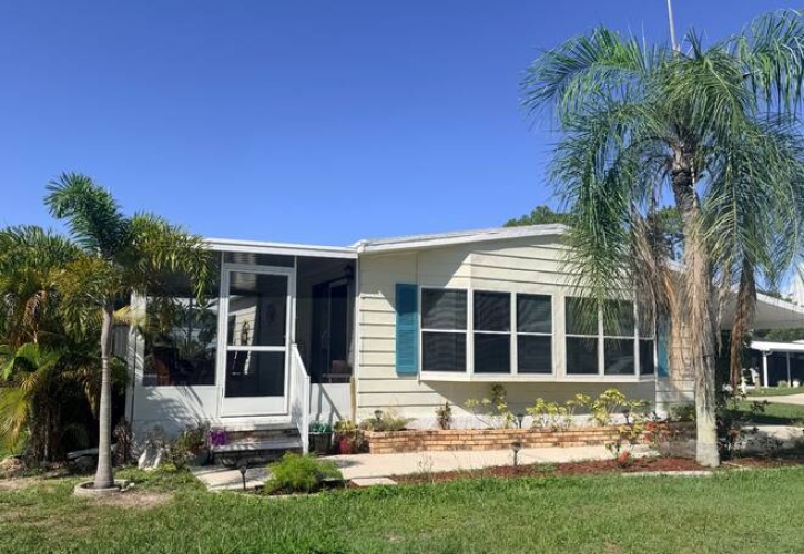 10010 Bay Hill Ct., North Fort Myers, Florida 33903, 2 Bedrooms Bedrooms, ,1 BathroomBathrooms,Mobile/manufactured,For Sale,Bay Hill Ct.,11873074