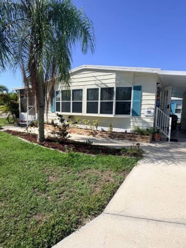 10010 Bay Hill Ct., North Fort Myers, Florida 33903, 2 Bedrooms Bedrooms, ,1 BathroomBathrooms,Mobile/manufactured,For Sale,Bay Hill Ct.,11873074