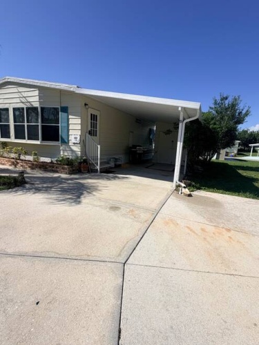 10010 Bay Hill Ct., North Fort Myers, Florida 33903, 2 Bedrooms Bedrooms, ,1 BathroomBathrooms,Mobile/manufactured,For Sale,Bay Hill Ct.,11873074