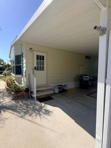 10010 Bay Hill Ct., North Fort Myers, Florida 33903, 2 Bedrooms Bedrooms, ,1 BathroomBathrooms,Mobile/manufactured,For Sale,Bay Hill Ct.,11873074