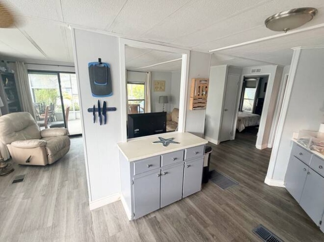10010 Bay Hill Ct., North Fort Myers, Florida 33903, 2 Bedrooms Bedrooms, ,1 BathroomBathrooms,Mobile/manufactured,For Sale,Bay Hill Ct.,11873074