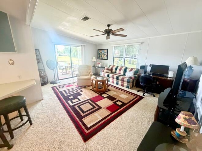 19164 Harbor Tree Ct, North Fort Myers, Florida 33903, 2 Bedrooms Bedrooms, ,2 BathroomsBathrooms,Mobile/manufactured,For Sale,Harbor Tree Ct,11885301
