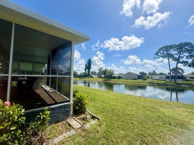 19164 Harbor Tree Ct, North Fort Myers, Florida 33903, 2 Bedrooms Bedrooms, ,2 BathroomsBathrooms,Mobile/manufactured,For Sale,Harbor Tree Ct,11885301
