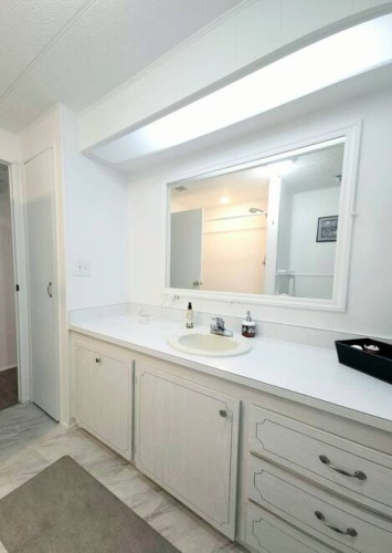 297 1st St East, Nokomis, Florida 34275, 2 Bedrooms Bedrooms, ,2 BathroomsBathrooms,Mobile/manufactured,For Sale,1st St East,11891979