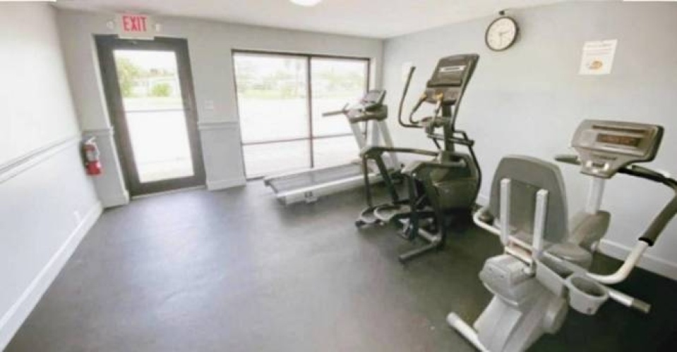 297 1st St East, Nokomis, Florida 34275, 2 Bedrooms Bedrooms, ,2 BathroomsBathrooms,Mobile/manufactured,For Sale,1st St East,11891979
