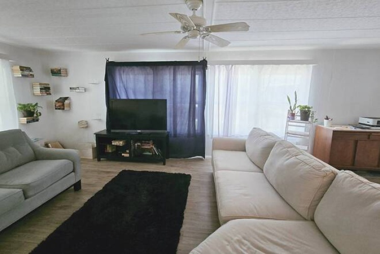 297 1st St East, Nokomis, Florida 34275, 2 Bedrooms Bedrooms, ,2 BathroomsBathrooms,Mobile/manufactured,For Sale,1st St East,11891979