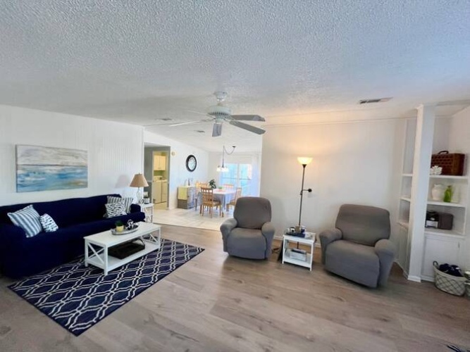 10281 Pine Lakes Blvd., North Fort Myers, Florida 33903, 2 Bedrooms Bedrooms, ,2 BathroomsBathrooms,Mobile/manufactured,For Sale,Pine Lakes Blvd.,11634011