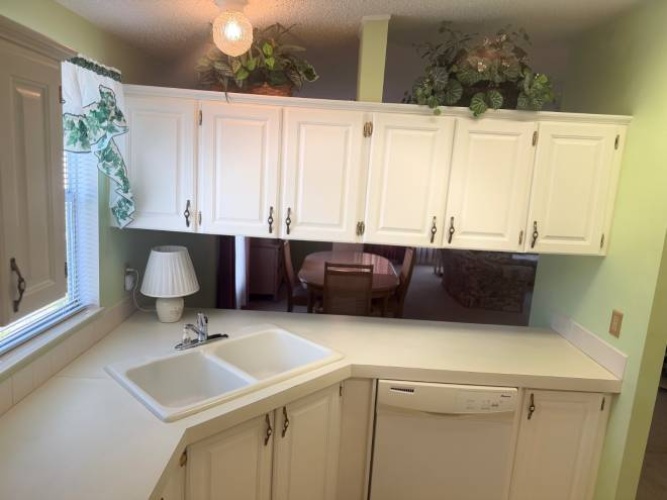 10932 Hidden Hills Ct., North Fort Myers, Florida 33903, 2 Bedrooms Bedrooms, ,2 BathroomsBathrooms,Mobile/manufactured,For Sale,Hidden Hills Ct.,11902125
