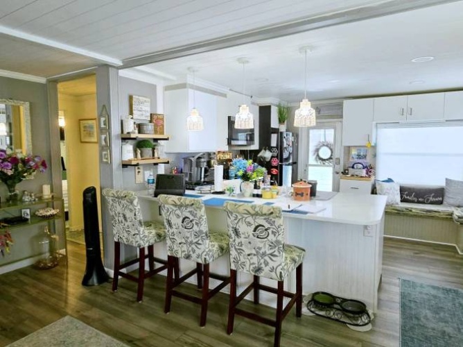 304 8th St, nokomis, Florida 34275, 2 Bedrooms Bedrooms, ,2 BathroomsBathrooms,Mobile/manufactured,For Sale,8th St,11925004