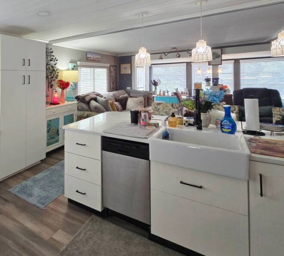304 8th St, nokomis, Florida 34275, 2 Bedrooms Bedrooms, ,2 BathroomsBathrooms,Mobile/manufactured,For Sale,8th St,11925004