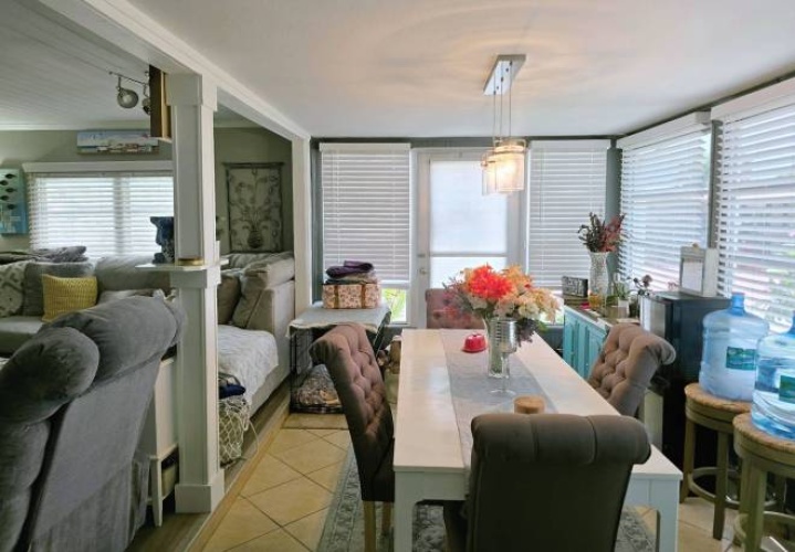 304 8th St, nokomis, Florida 34275, 2 Bedrooms Bedrooms, ,2 BathroomsBathrooms,Mobile/manufactured,For Sale,8th St,11925004