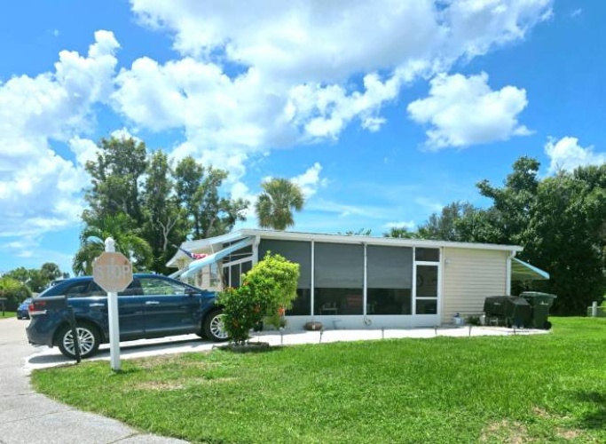304 8th St, nokomis, Florida 34275, 2 Bedrooms Bedrooms, ,2 BathroomsBathrooms,Mobile/manufactured,For Sale,8th St,11925004