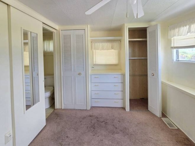 18 7th Street, nokomis, Florida 34275, 2 Bedrooms Bedrooms, ,1 BathroomBathrooms,Mobile/manufactured,For Sale,7th Street,11927257