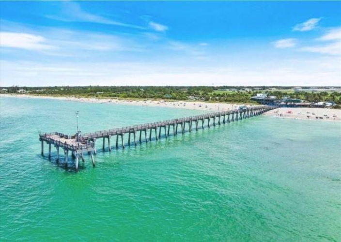 18 7th Street, nokomis, Florida 34275, 2 Bedrooms Bedrooms, ,1 BathroomBathrooms,Mobile/manufactured,For Sale,7th Street,11927257