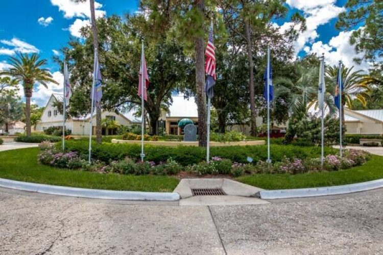 10921 Lone Palm ct, North Fort Myers, Florida 33903, 2 Bedrooms Bedrooms, ,2 BathroomsBathrooms,Mobile/manufactured,For Sale,Lone Palm ct,11655679