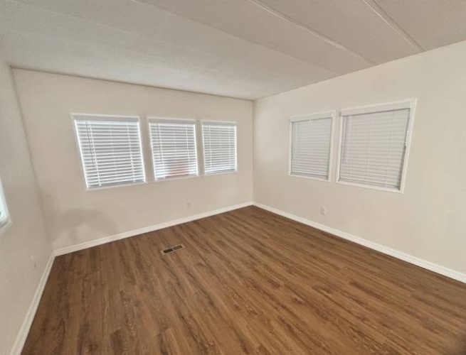 2752 Vine Lane, Sebring, Florida 33870, 2 Bedrooms Bedrooms, ,1 BathroomBathrooms,Mobile/manufactured,For Sale,Vine Lane,11958380