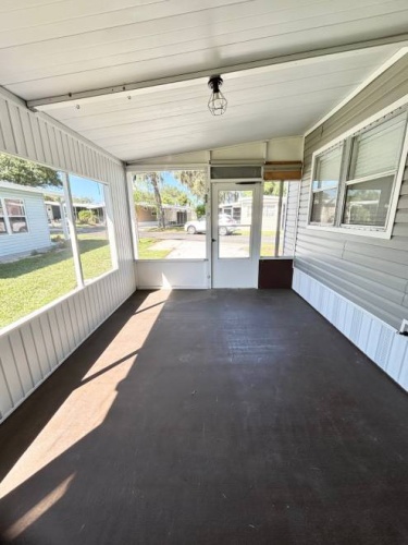2752 Vine Lane, Sebring, Florida 33870, 2 Bedrooms Bedrooms, ,1 BathroomBathrooms,Mobile/manufactured,For Sale,Vine Lane,11958380