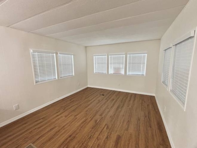 2752 Vine Lane, Sebring, Florida 33870, 2 Bedrooms Bedrooms, ,1 BathroomBathrooms,Mobile/manufactured,For Sale,Vine Lane,11958380