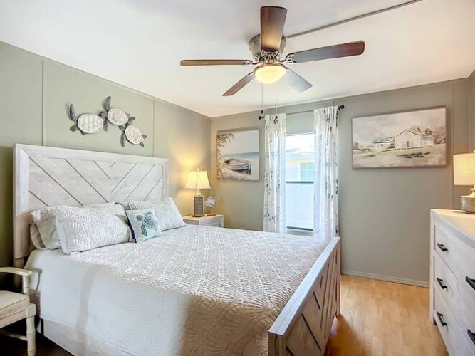5951 Camelot Dr N, Sarasota, Florida 34233, 2 Bedrooms Bedrooms, ,2 BathroomsBathrooms,Mobile/manufactured,For Sale,Camelot Dr N,11961287
