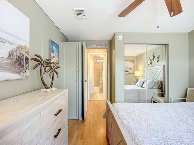 5951 Camelot Dr N, Sarasota, Florida 34233, 2 Bedrooms Bedrooms, ,2 BathroomsBathrooms,Mobile/manufactured,For Sale,Camelot Dr N,11961287