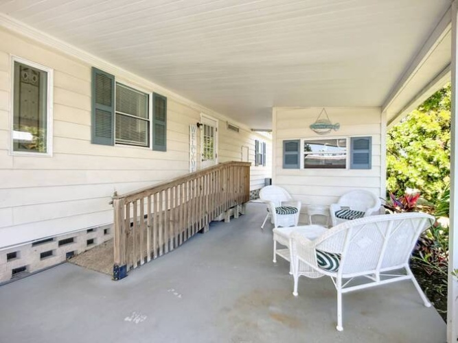 5951 Camelot Dr N, Sarasota, Florida 34233, 2 Bedrooms Bedrooms, ,2 BathroomsBathrooms,Mobile/manufactured,For Sale,Camelot Dr N,11961287
