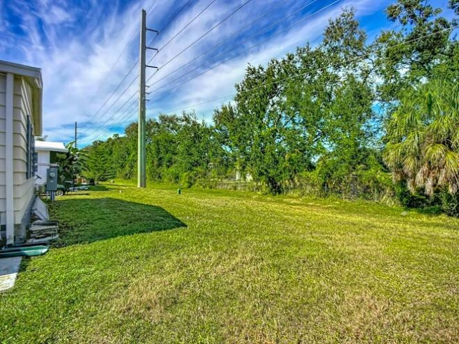 5951 Camelot Dr N, Sarasota, Florida 34233, 2 Bedrooms Bedrooms, ,2 BathroomsBathrooms,Mobile/manufactured,For Sale,Camelot Dr N,11961287