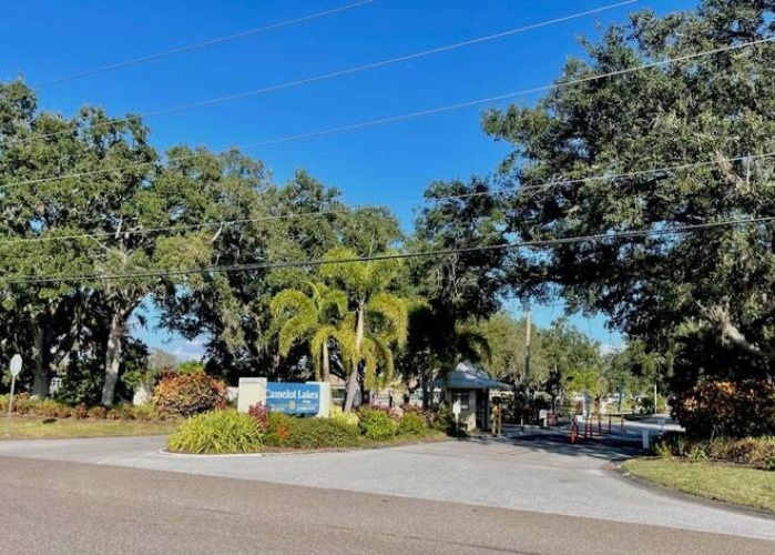 5951 Camelot Dr N, Sarasota, Florida 34233, 2 Bedrooms Bedrooms, ,2 BathroomsBathrooms,Mobile/manufactured,For Sale,Camelot Dr N,11961287