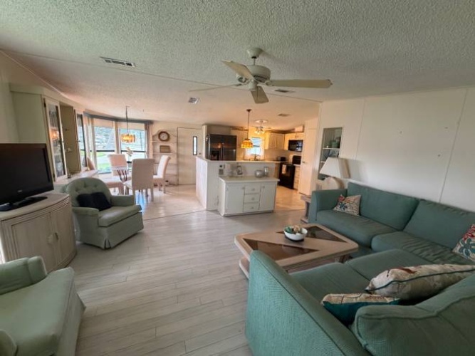 19879 Cypress Woods Ct., North Fort Myers, Florida 33903, 2 Bedrooms Bedrooms, ,2 BathroomsBathrooms,Mobile/manufactured,For Sale,Cypress Woods Ct.,11969397