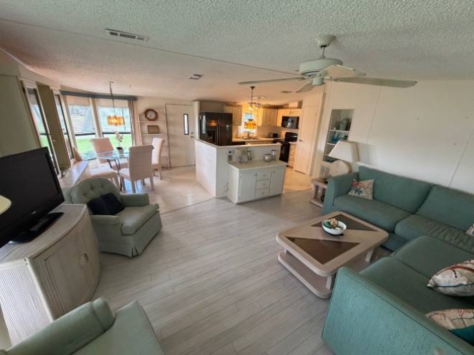 19879 Cypress Woods Ct., North Fort Myers, Florida 33903, 2 Bedrooms Bedrooms, ,2 BathroomsBathrooms,Mobile/manufactured,For Sale,Cypress Woods Ct.,11969397