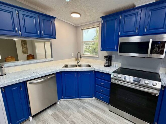 19864 Gator Creek Ct. #30H, North Fort Myers, Florida 33903, 3 Bedroom Bedrooms, ,2 BathroomBathrooms,Mobile/manufactured,For Sale,Gator Creek Ct.,11994684